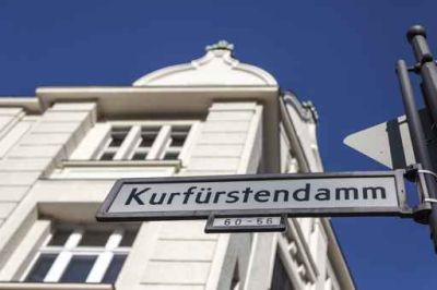 Straßenschild Kurfürstendamm